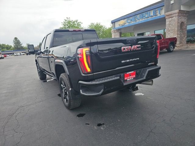 2025 GMC Sierra 3500 HD AT4