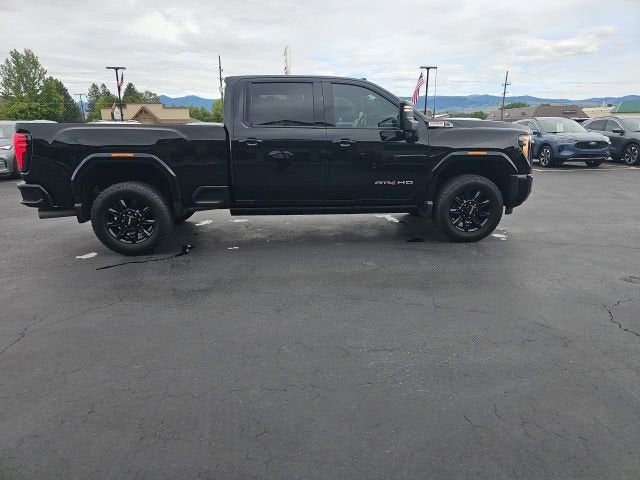 2025 GMC Sierra 3500 HD AT4