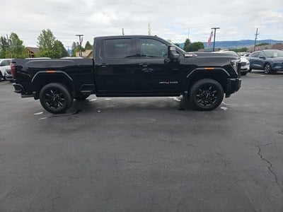 2025 GMC Sierra 3500 HD AT4