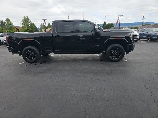2025 GMC Sierra 3500 HD AT4