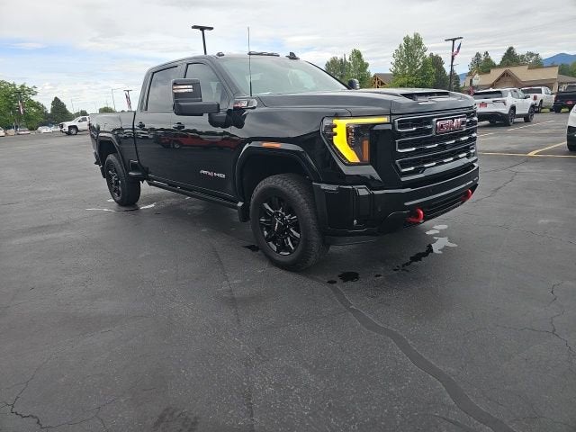 2025 GMC Sierra 3500 HD AT4