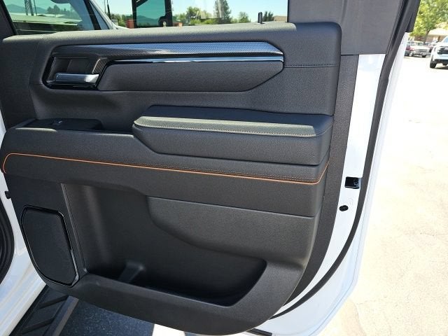 2025 GMC Sierra 3500 HD AT4