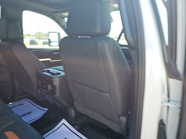 2025 GMC Sierra 3500 HD AT4