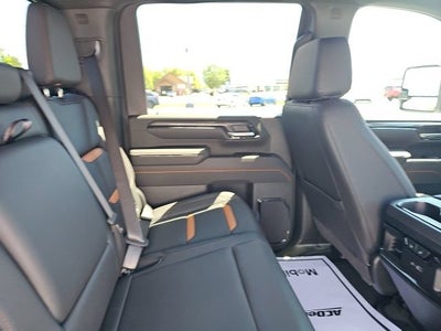 2025 GMC Sierra 3500 HD AT4