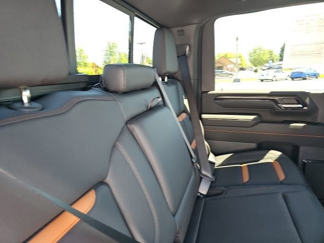 2025 GMC Sierra 3500 HD AT4