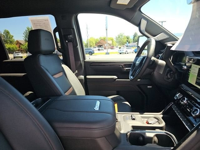 2025 GMC Sierra 3500 HD AT4