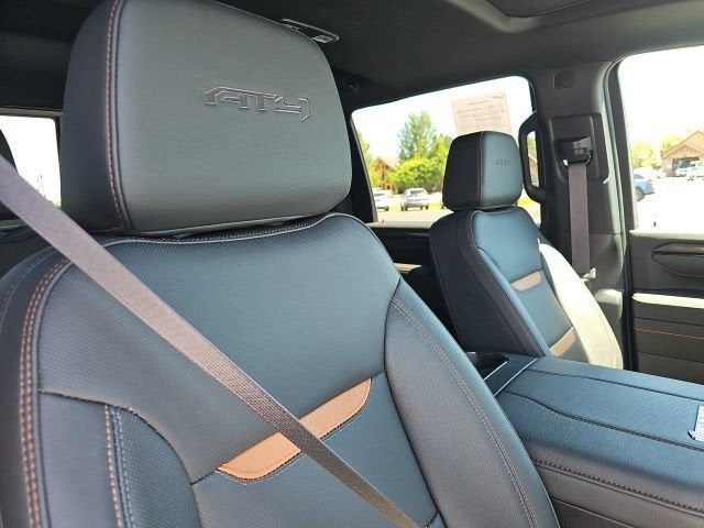 2025 GMC Sierra 3500 HD AT4