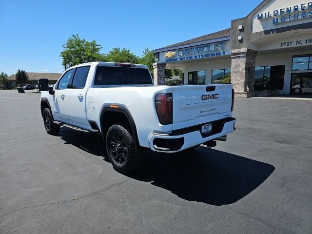 2025 GMC Sierra 3500 HD AT4