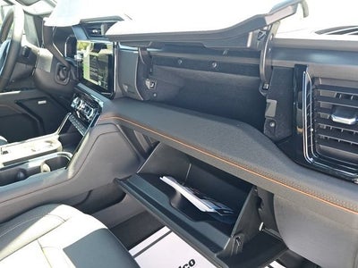 2025 GMC Sierra 3500 HD AT4