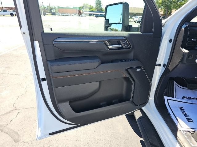 2025 GMC Sierra 3500 HD AT4