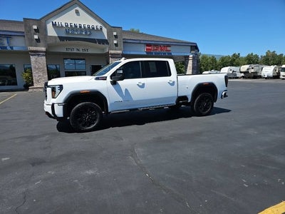 2025 GMC Sierra 3500 HD AT4