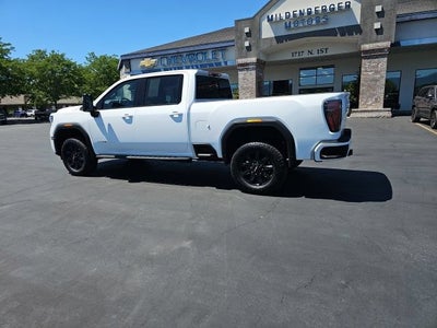 2025 GMC Sierra 3500 HD AT4
