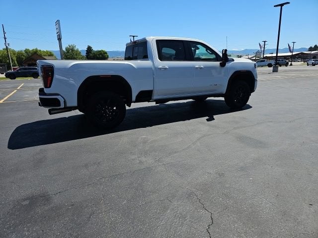 2025 GMC Sierra 3500 HD AT4