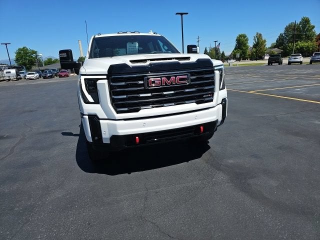 2025 GMC Sierra 3500 HD AT4