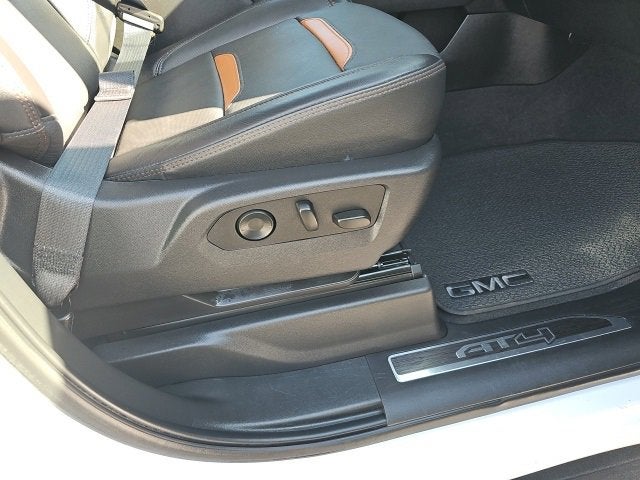 2025 GMC Sierra 3500 HD AT4