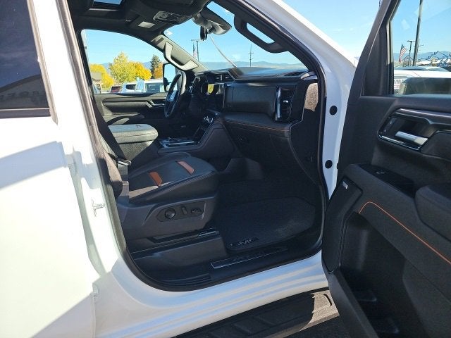 2025 GMC Sierra 3500 HD AT4