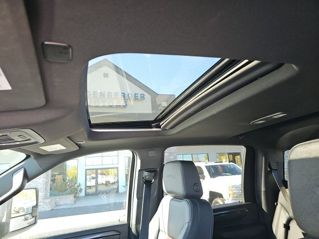 2025 GMC Sierra 3500 HD AT4