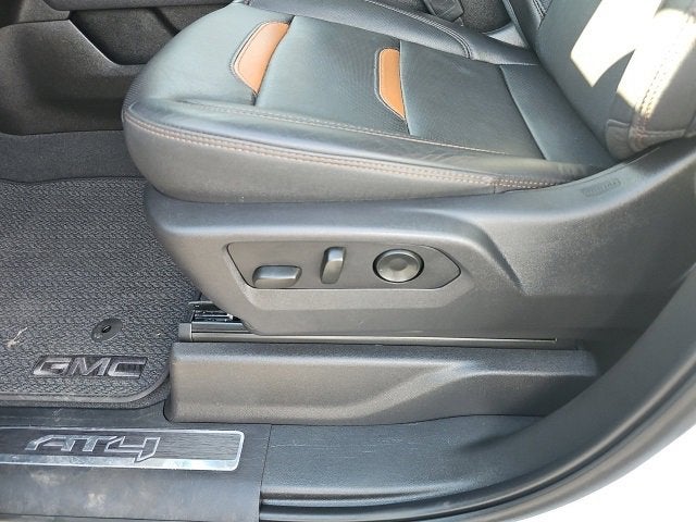 2025 GMC Sierra 3500 HD AT4