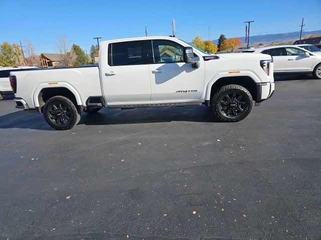 2025 GMC Sierra 3500 HD AT4