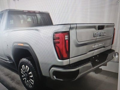 2025 GMC Sierra 3500 HD Denali Ultimate