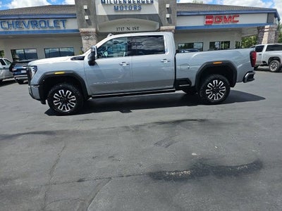 2025 GMC Sierra 3500 HD Denali Ultimate