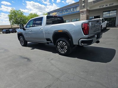 2025 GMC Sierra 3500 HD Denali Ultimate
