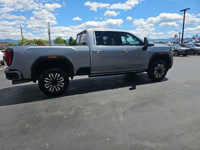 2025 GMC Sierra 3500 HD Denali Ultimate