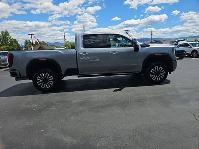 2025 GMC Sierra 3500 HD Denali Ultimate
