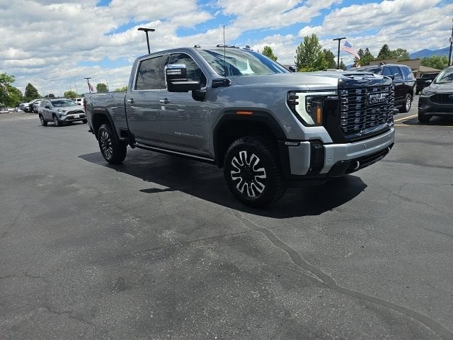 2025 GMC Sierra 3500 HD Denali Ultimate