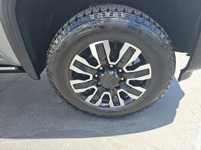 2025 GMC Sierra 3500 HD Denali Ultimate