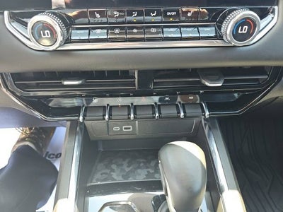 2024 GMC Canyon Elevation