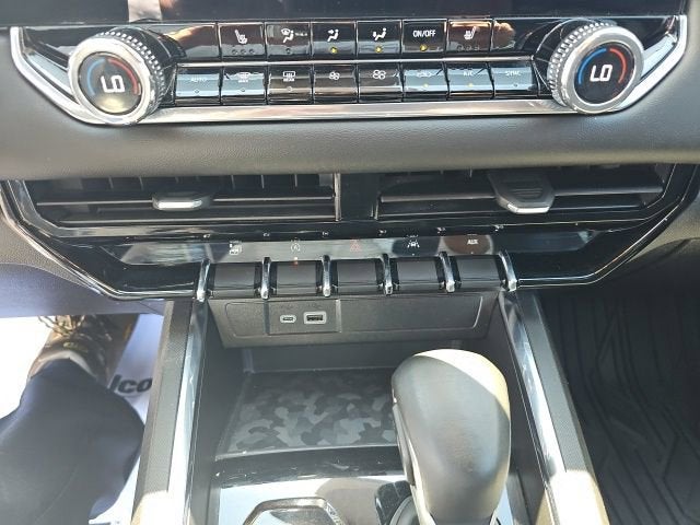 2024 GMC Canyon Elevation