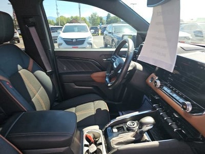 2024 GMC Canyon AT4