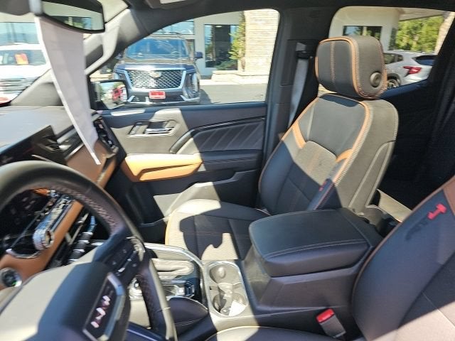 2024 GMC Canyon AT4