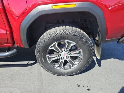 2024 GMC Canyon AT4