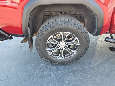 2024 GMC Canyon AT4