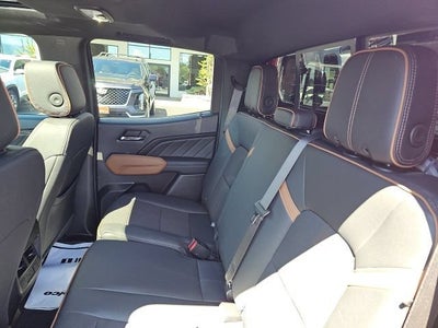 2024 GMC Canyon AT4