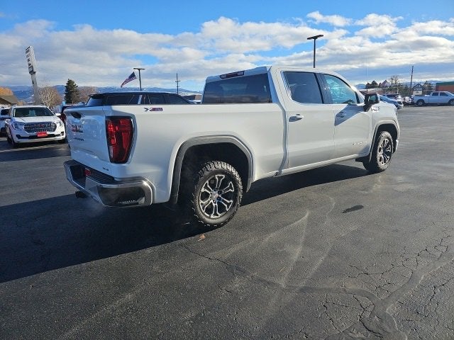 2024 GMC Sierra 1500 SLE
