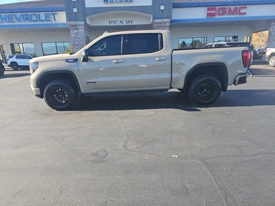2023 GMC Sierra 1500 AT4