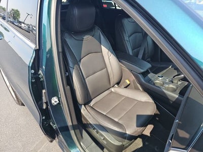 2024 Cadillac XT4 Luxury