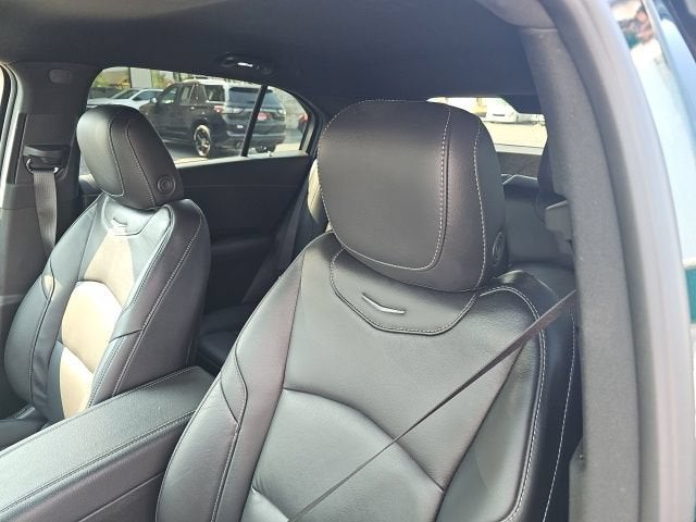 2024 Cadillac XT4 Luxury