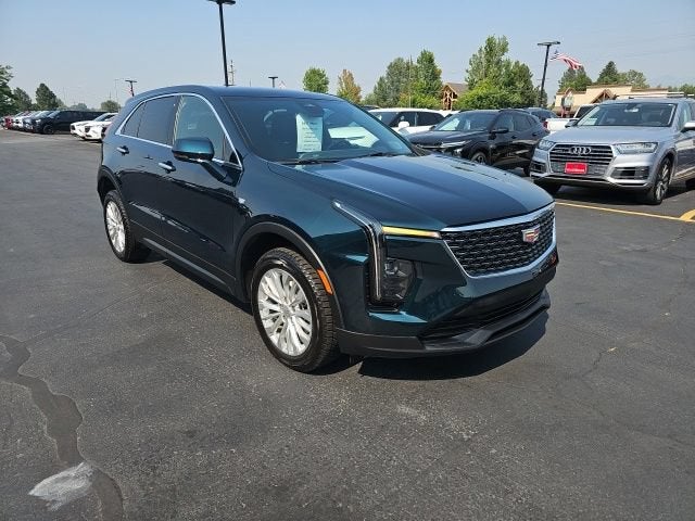 2024 Cadillac XT4 Luxury