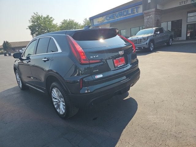 2024 Cadillac XT4 Luxury