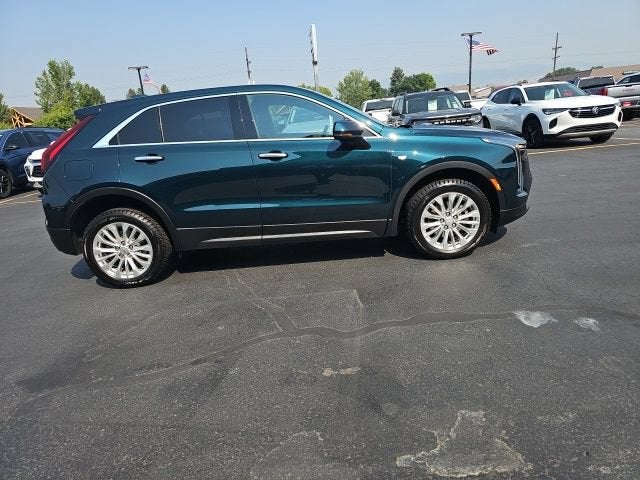 2024 Cadillac XT4 Luxury