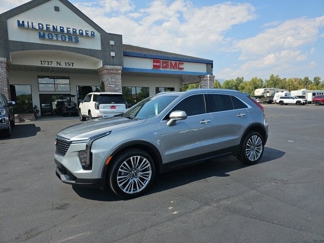 2024 Cadillac XT4 Premium Luxury