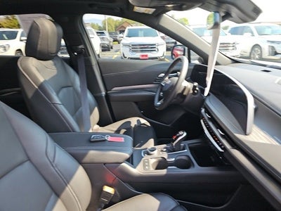 2024 Cadillac XT4 Premium Luxury