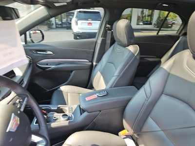 2024 Cadillac XT4 Premium Luxury