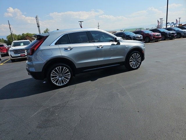 2024 Cadillac XT4 Premium Luxury