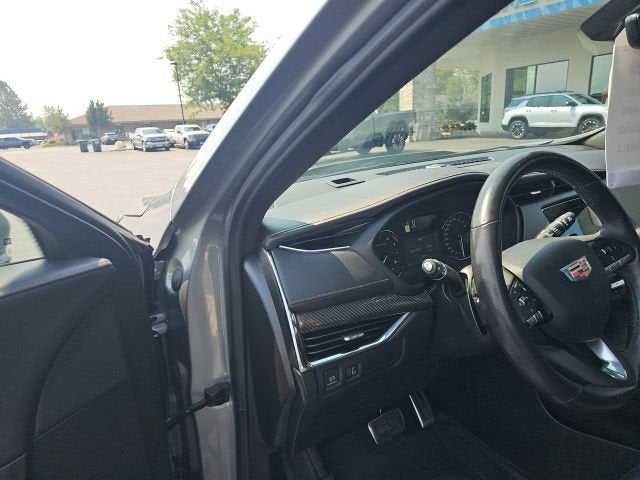 2023 Cadillac XT4 AWD Sport