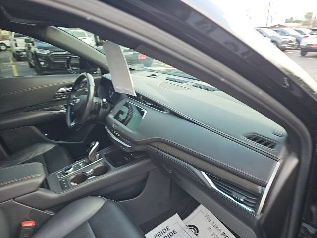 2021 Cadillac XT4 AWD Sport
